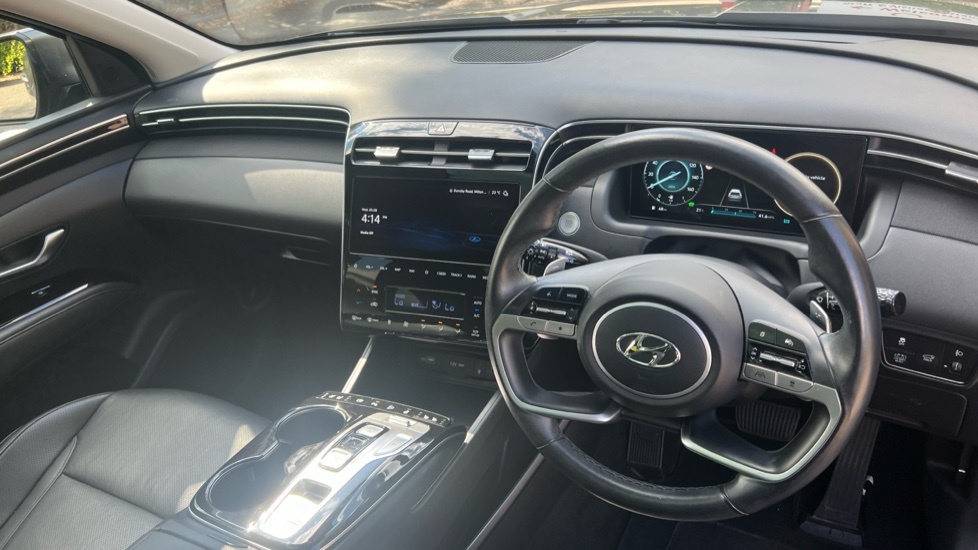 Hyundai Tucson Premium T-gdi Hev White #6