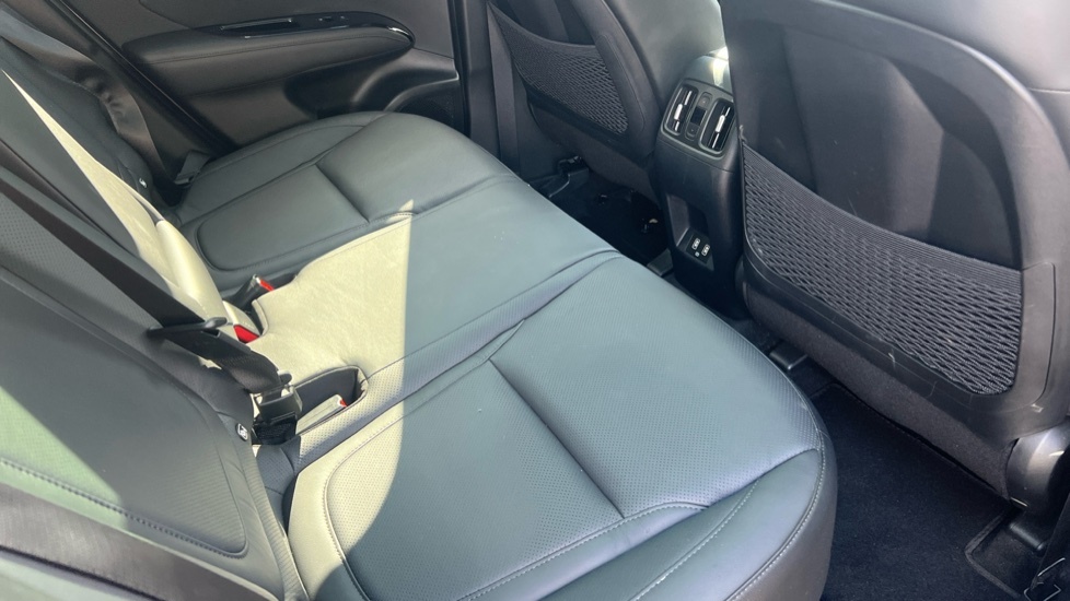 Hyundai Tucson Premium T-gdi Hev White #8