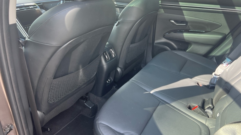 Hyundai Tucson Premium T-gdi Hev White #15