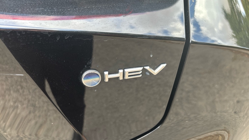 Toyota C-Hr 1.8 Hybrid Excel Cvt Red #33