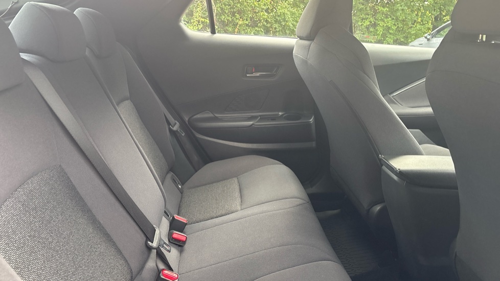 Toyota C-Hr 1.8 Hybrid Excel Cvt Red #8