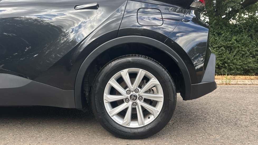 Toyota C-Hr 1.8 Hybrid Excel Cvt Red #25
