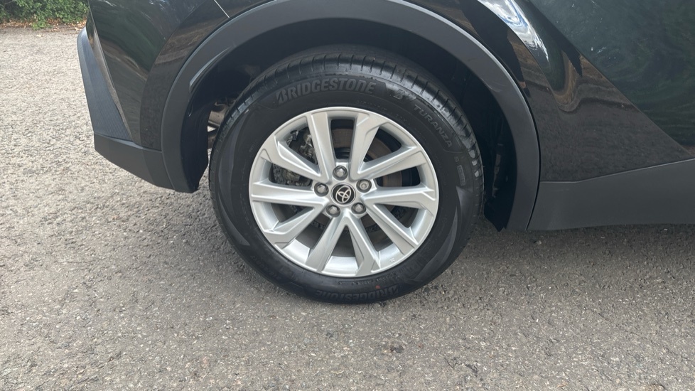 Toyota C-Hr 1.8 Hybrid Excel Cvt Red #31