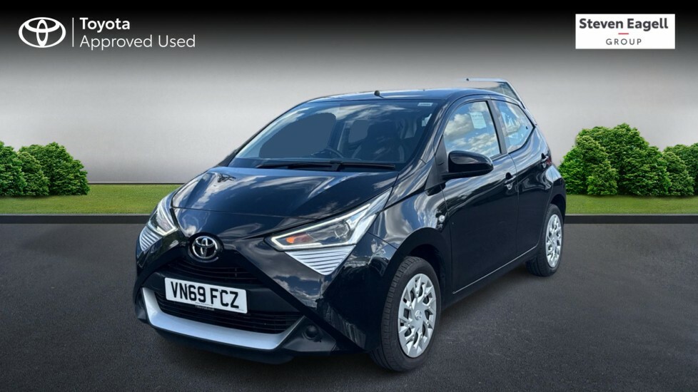 Toyota Aygo 1.0 Vvt-i X-play Euro 6 Black #3