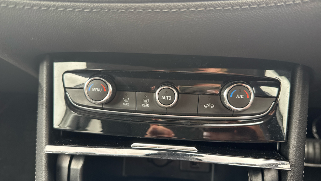 Vauxhall Grandland X 1.2 Turbo Elite Nav Blue #50