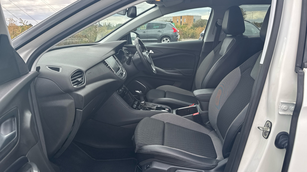 Vauxhall Grandland X 1.5 Turbo D Sri Nav Euro 6 Ss White #5