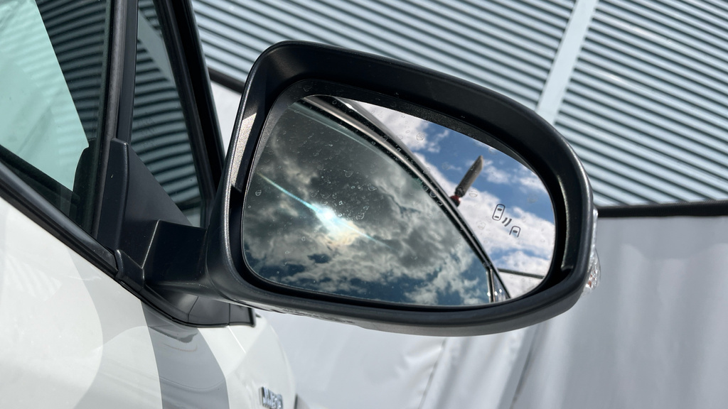 Toyota C-Hr 1.8 Hybrid Dynamic Cvt Blue #29