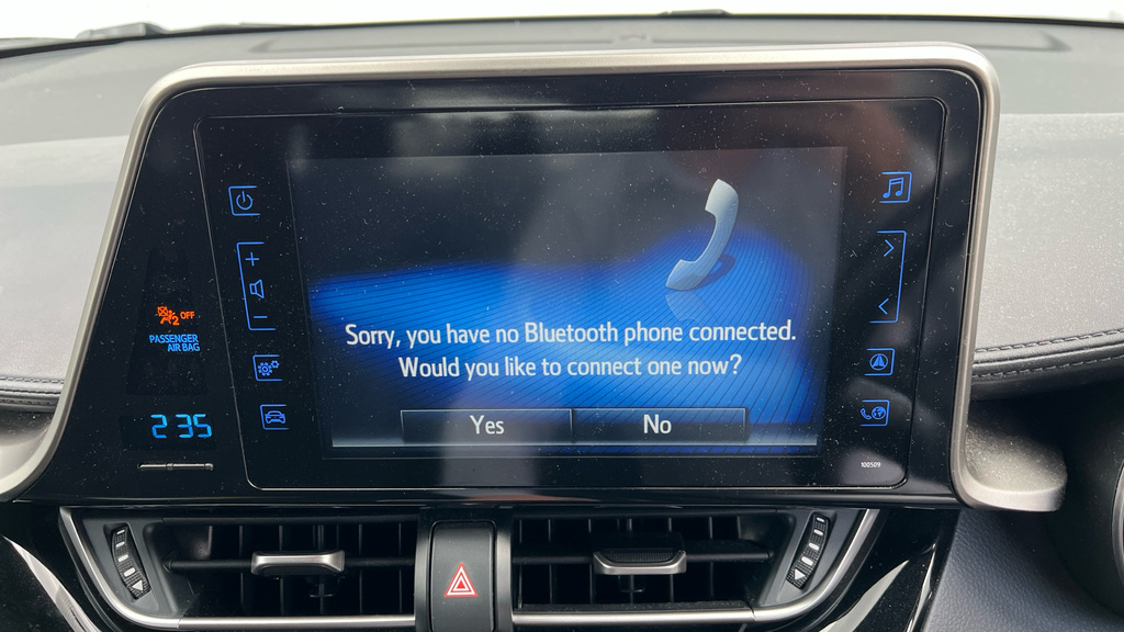 Toyota C-Hr 1.8 Hybrid Dynamic Cvt Blue #43