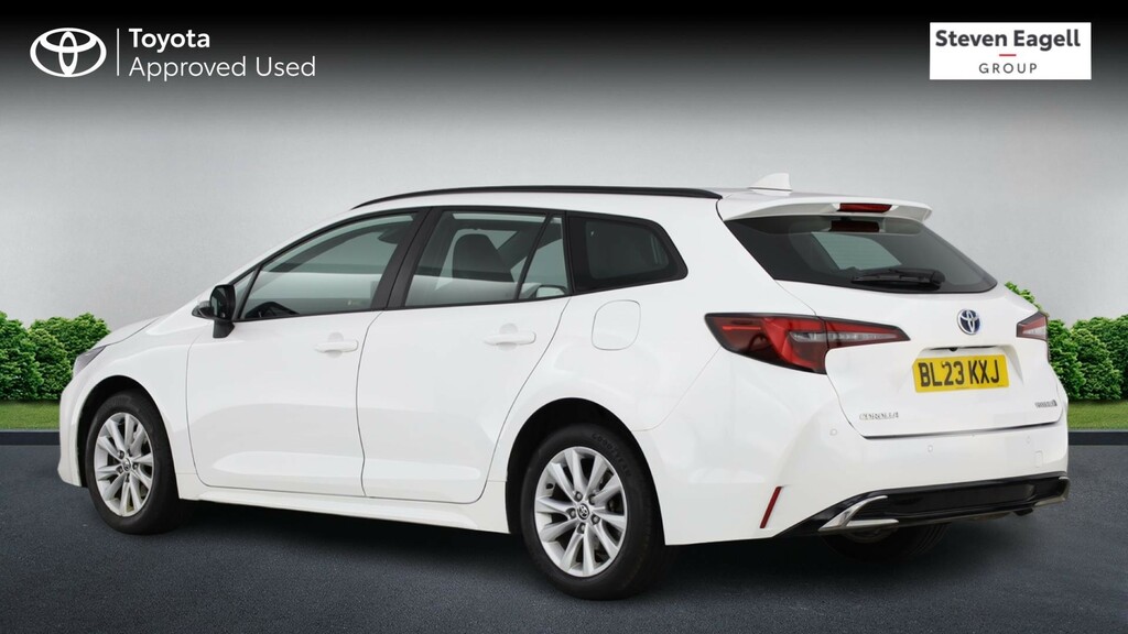 Toyota Corolla 1.8 Vvt-h Icon Touring Sports Hybrid Cv White #4