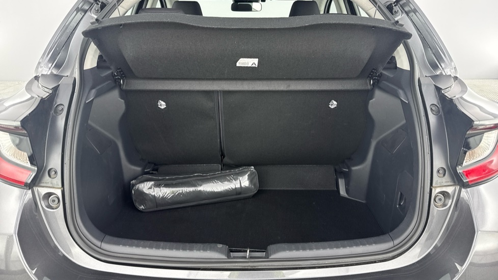 Toyota Yaris Yaris Design Hev Cvt Grey #13