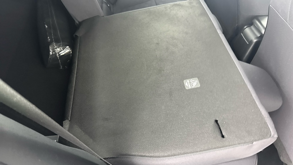 Toyota Yaris Yaris Design Hev Cvt Grey #18