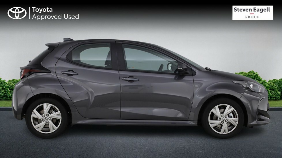 Toyota Yaris Yaris Design Hev Cvt Grey #23