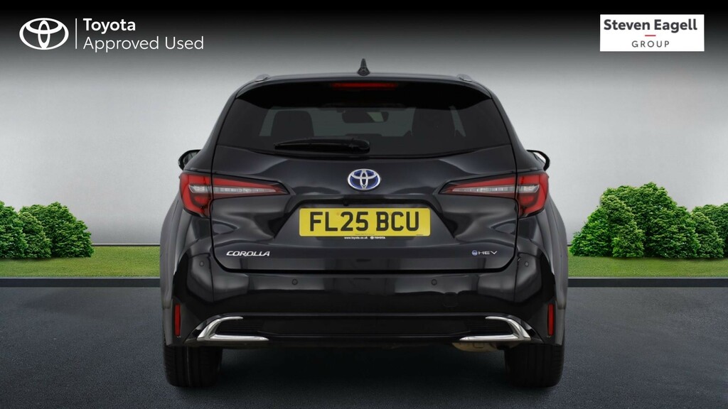Toyota Corolla Corolla Commercial 1.8 Hybrid White #26