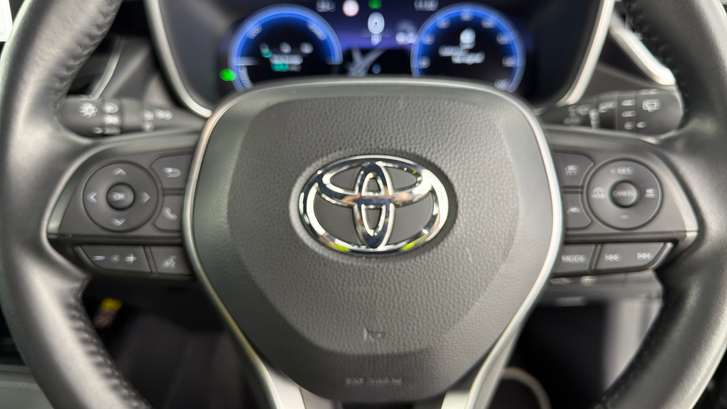 Toyota Corolla Corolla Commercial 1.8 Hybrid White #10