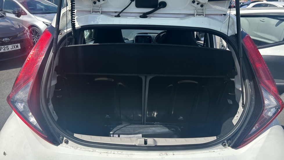 Toyota Aygo Vvt-i X-cite Purple #13