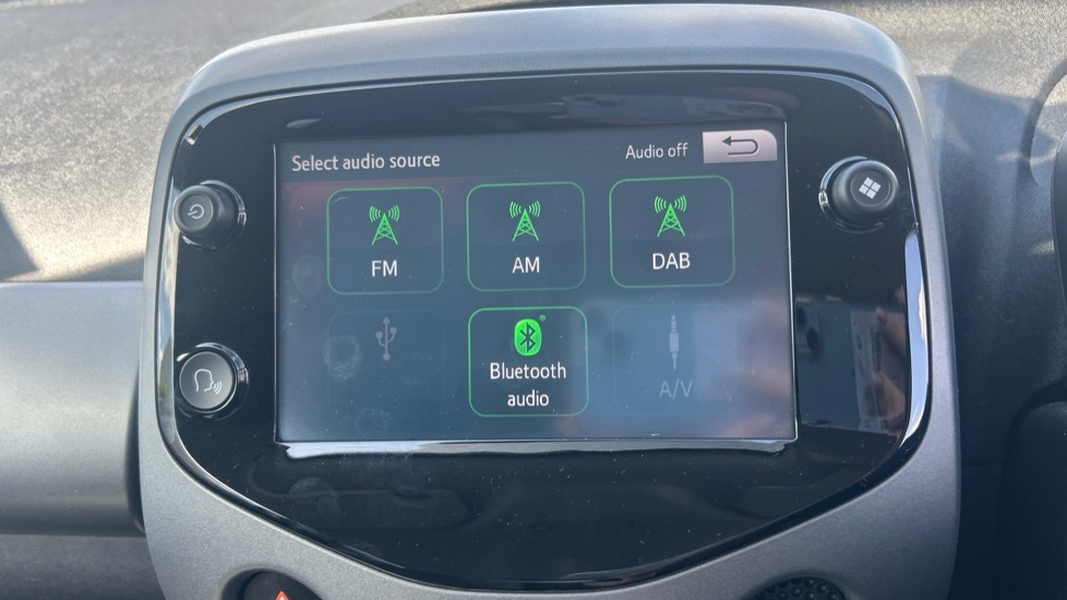 Toyota Aygo Vvt-i X-cite Purple #9
