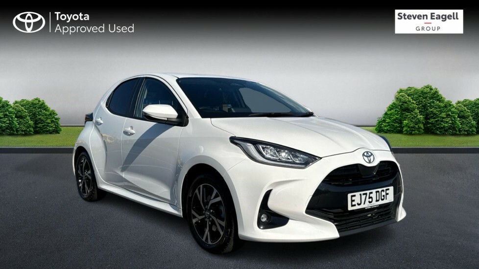 Toyota Yaris 1.5 Vvt-h Design E-cvt Euro 6 Ss White