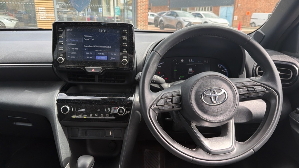 Toyota Yaris Cross Excel #7