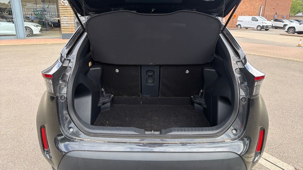 Toyota Yaris Cross Excel #13