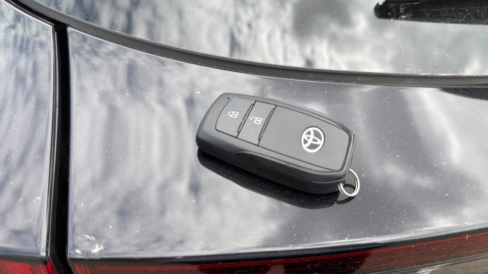 Toyota Yaris Cross Excel #26