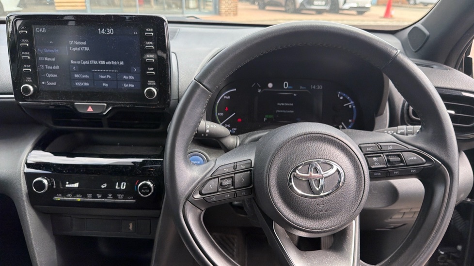 Toyota Yaris Cross Excel #10