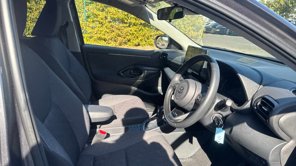 Toyota Yaris 1.5 Vvt-h Excel E-cvt Euro 6 Ss Black #12