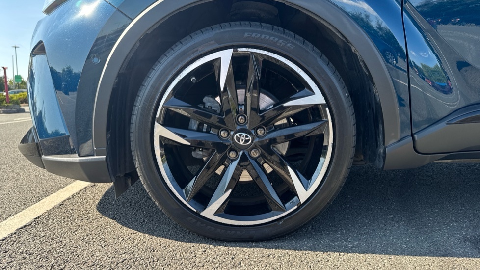 Toyota C-Hr 1.8 Hybrid Excel Cvt Black #25