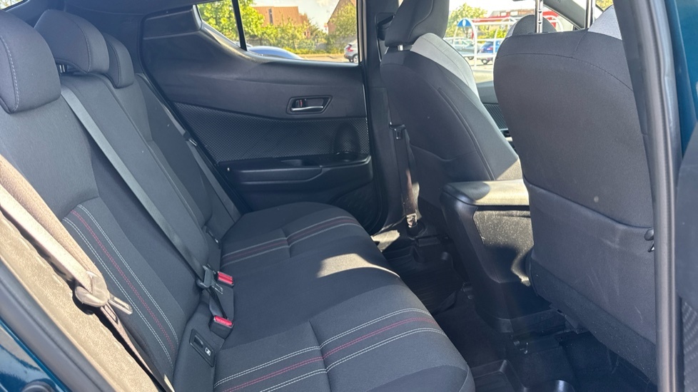 Toyota C-Hr 1.8 Hybrid Excel Cvt Black #8