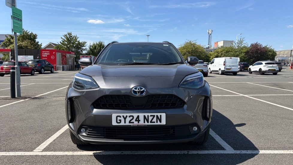 Toyota Yaris Cross Excel White #22