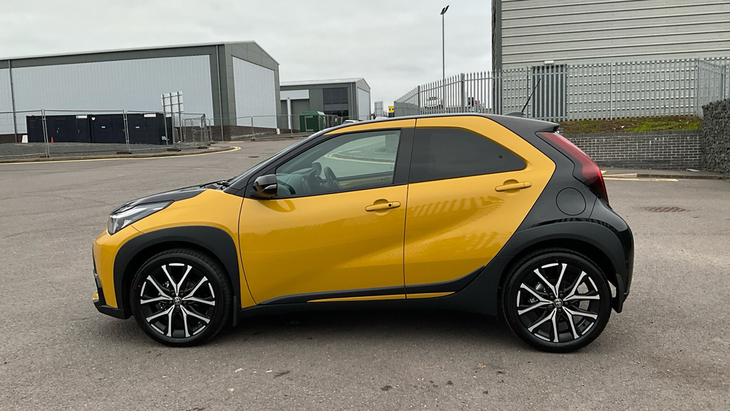 Toyota Aygo X 1.0 Vvt-i Edge White #18