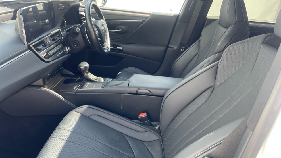 Lexus ES 2.5 300H F Sport E-cvt Euro 6 Ss White #6