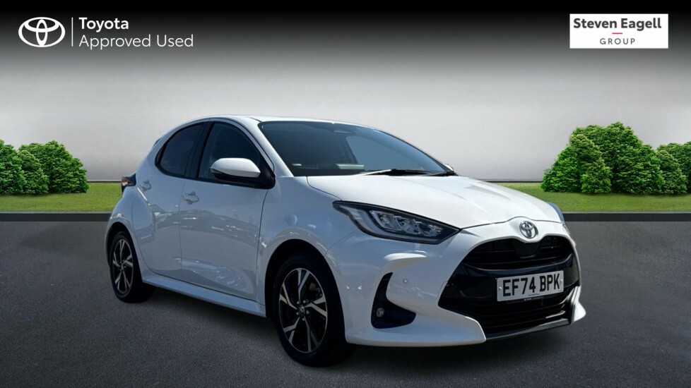 Toyota Yaris 1.5 Vvt-h Design E-cvt Euro 6 Ss White