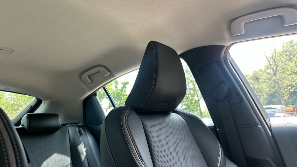 Toyota Prius Saloon 1.5 Cvt 2024 Black #17