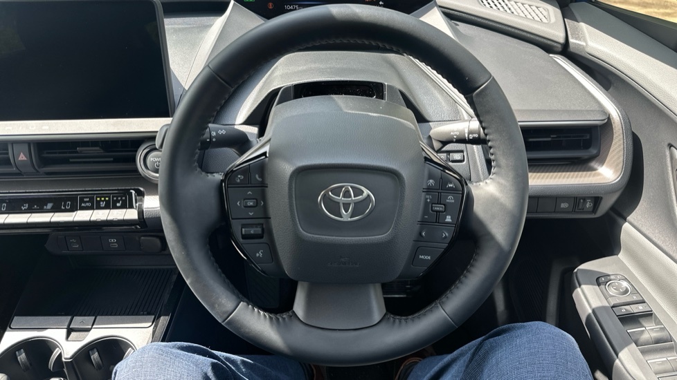Toyota Prius Saloon 1.5 Cvt 2024 Black #10