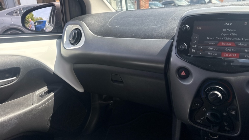 Toyota Aygo 1.0 Vvt-i X-trend 5-Dr Grey #27