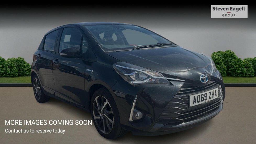 Toyota Yaris Hybrid 1.5 Vvt-i 100Bhp Y20 Navigation White #1
