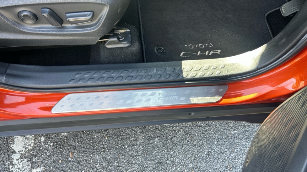 Toyota C-Hr 2.0 Hybrid Orange Cvt Orange #30