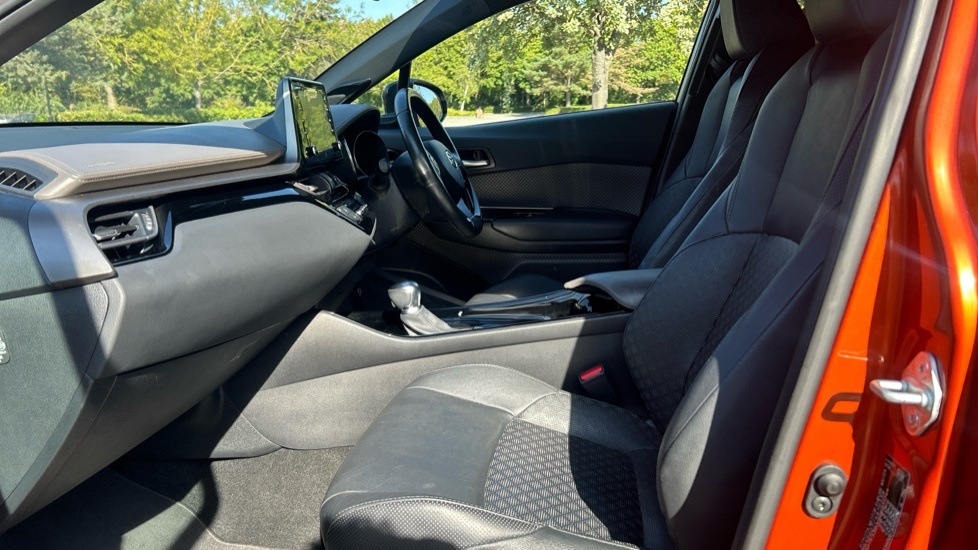 Toyota C-Hr 2.0 Vvt-h Orange Edition Cvt Euro 6 Ss Orange #5