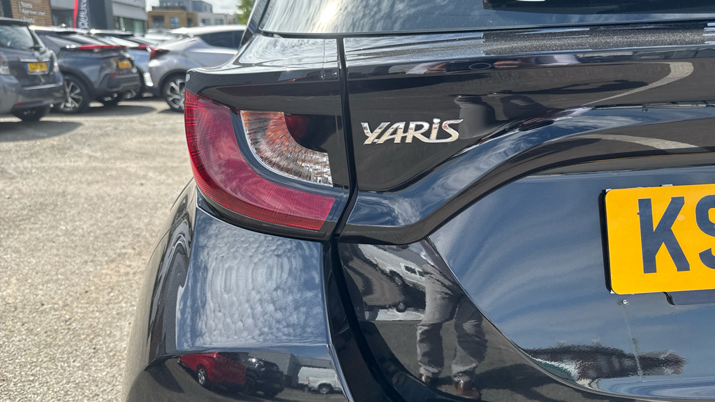 Toyota Yaris 1.5 Vvt-h Excel Hatchback Hybrid E-cvt Green #21