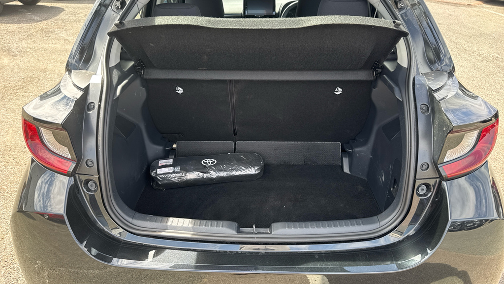 Toyota Yaris 1.5 Vvt-h Excel Hatchback Hybrid E-cvt Green #13