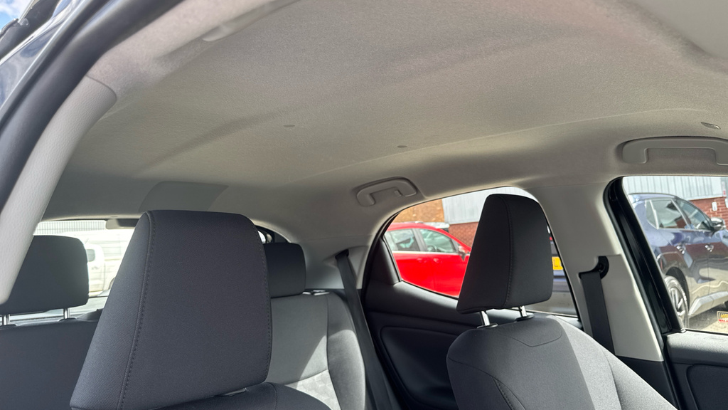 Toyota Yaris 1.5 Vvt-h Excel Hatchback Hybrid E-cvt Green #19