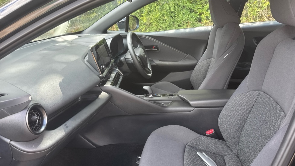 Toyota C-Hr 1.8 Vvt-h Icon Cvt Euro 6 Ss Black #5