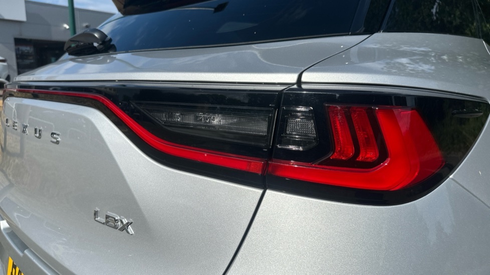 Lexus LBX 1.5 Vvt-ie Premium Suv Hybrid E-cvt Eur Silver #22