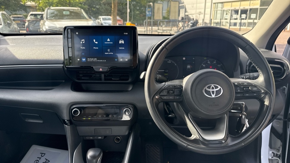Toyota Yaris 1.5 Vvt-h Icon E-cvt Euro 6 Ss White #6