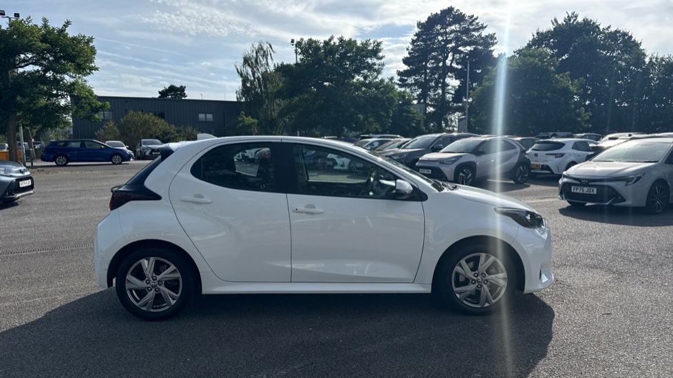 Toyota Yaris 1.5 Vvt-h Design E-cvt Euro 6 Ss White #23