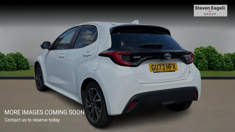 Toyota Yaris Yaris Icon Hev Cvt White #2