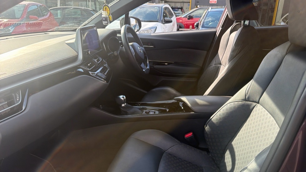 Toyota C-Hr 1.8 Vvt-h Excel Cvt Euro 6 Ss Purple #5