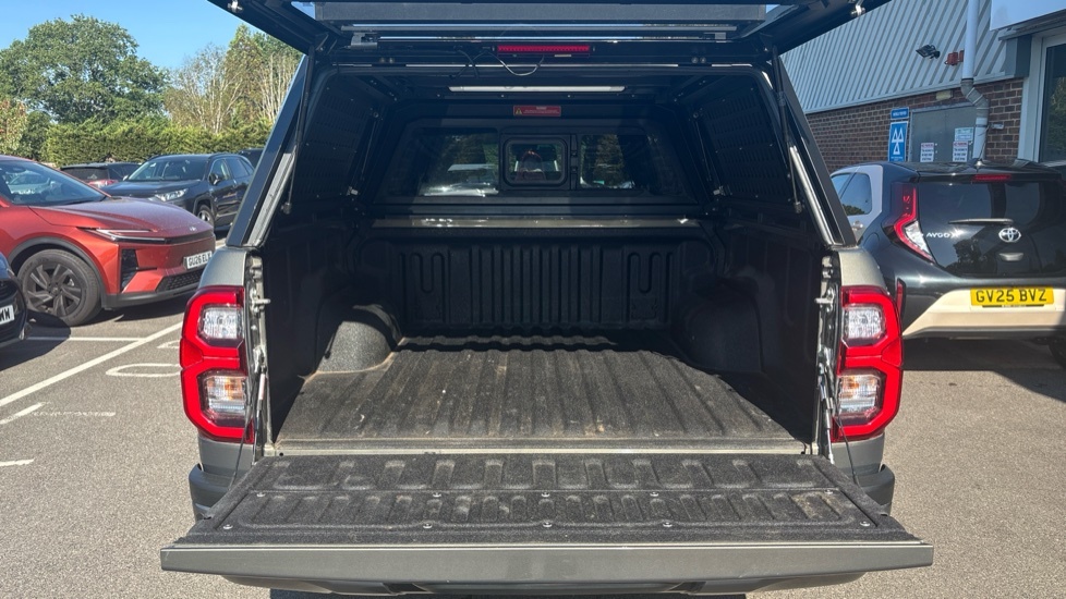 Toyota HILUX Invincible X Dcab Pick Up 2.8 D 48V White #13