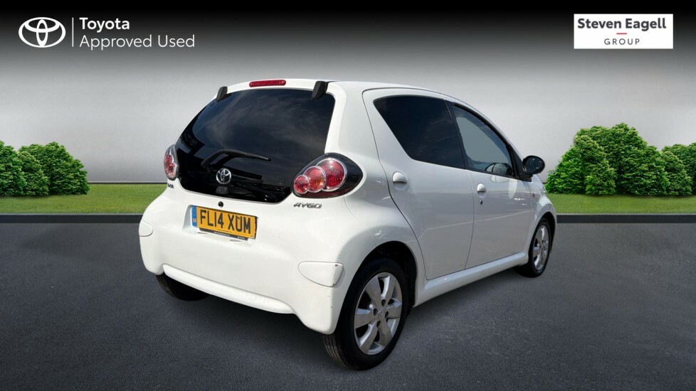 Toyota Aygo 1.0 Vvt-i Move Multimode Euro 5 FL14XUM White #2