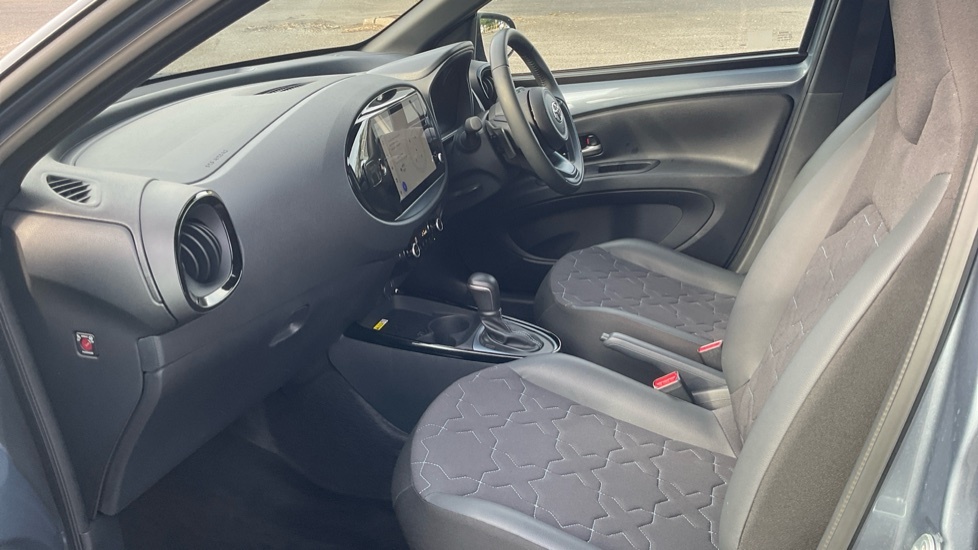 Toyota Aygo X 1.0 Vvt-i Exclusive X-shift Euro 6 Ss Grey #5